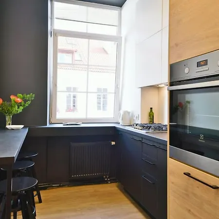 Domillion 3bdr 2bath New W Free Parking V1020 Appartement